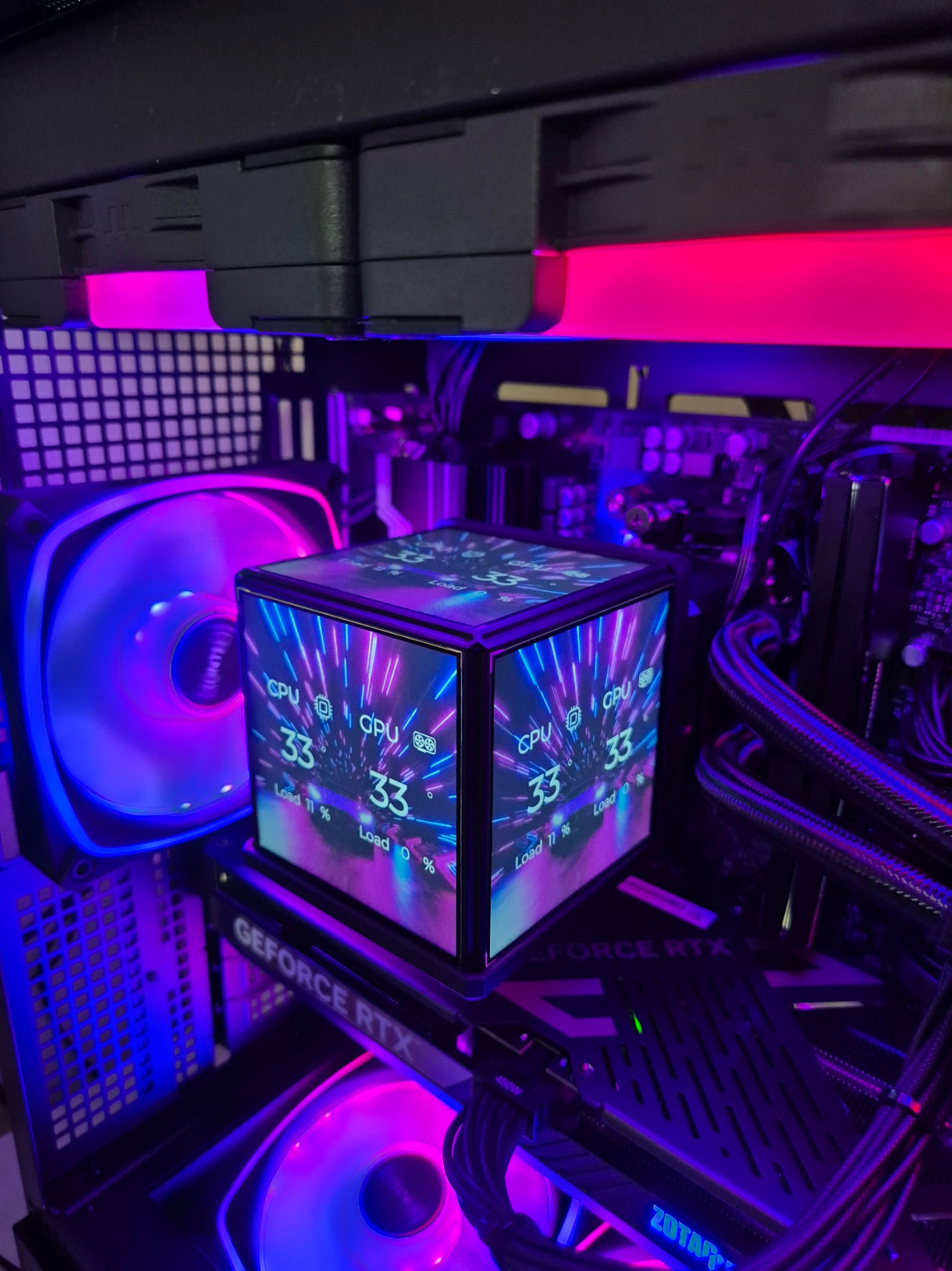 King 15 Gaming PC Nvidia RTX 5070, AMD Ryzen 7 7800X3D, 1TB SSD, 32GB RAM